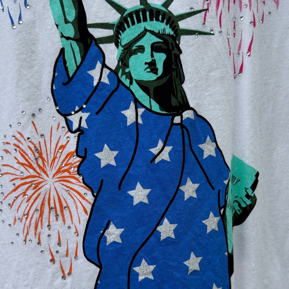 Fantastic Fawn White Graphic Statue of Liberty dress with Blue and Green Print - Picture 7 of 9